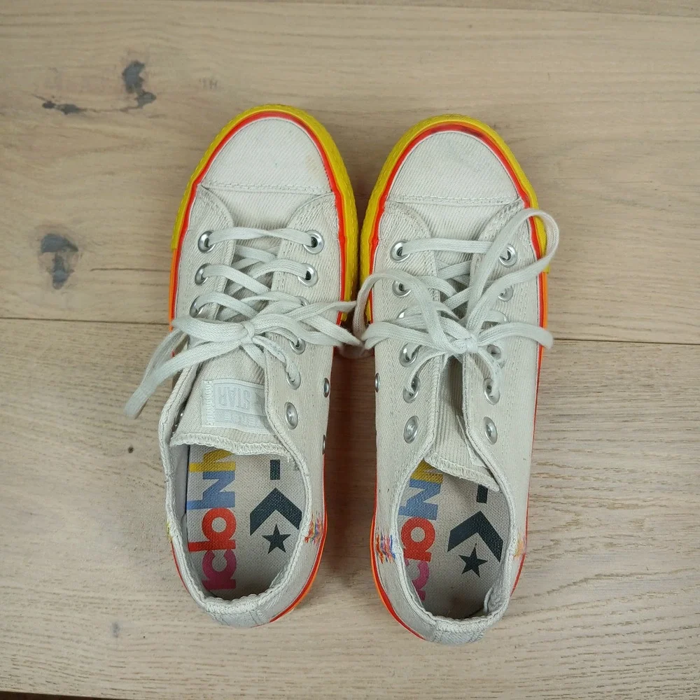 Converse Chuck Taylor Sneakers Kids 5 Rainbow Platform Cream